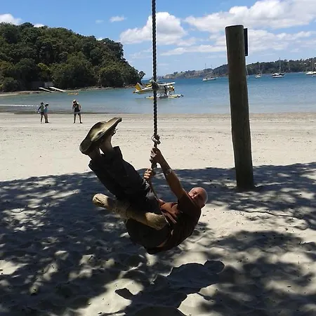 Jake'S Place Oneroa Waiheke Room photo
